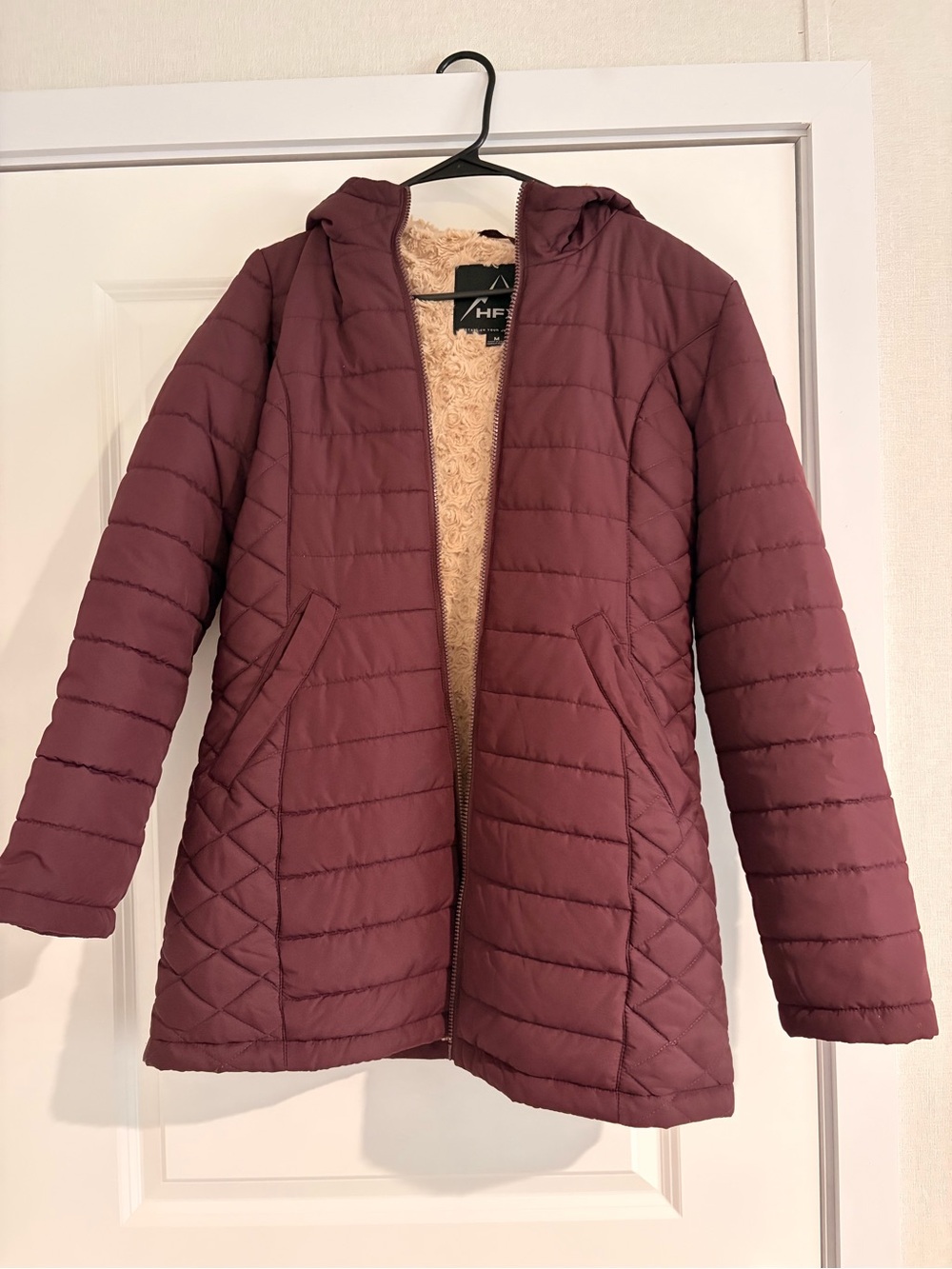 Warm Women's Hooded Quilted Coat - Burgundy